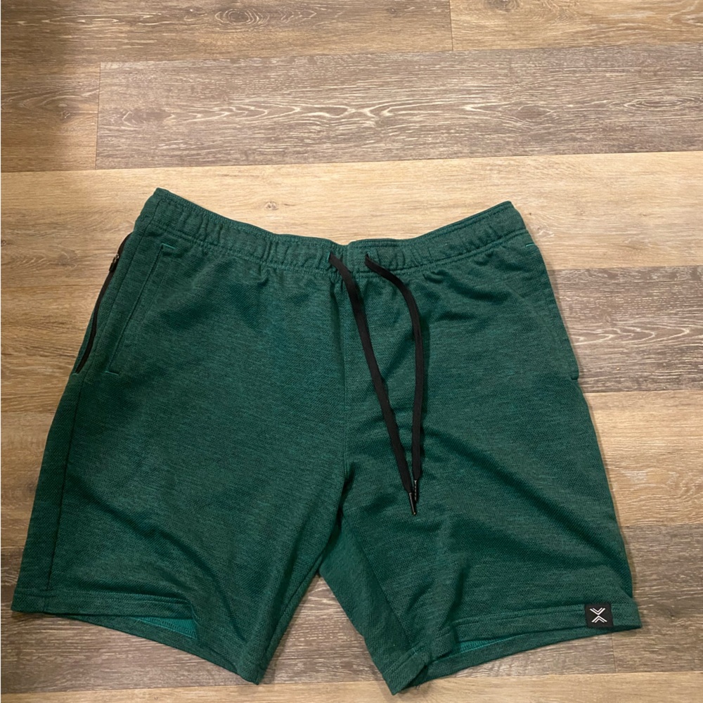 Xersion Dark Green Men's Athletic Shorts
